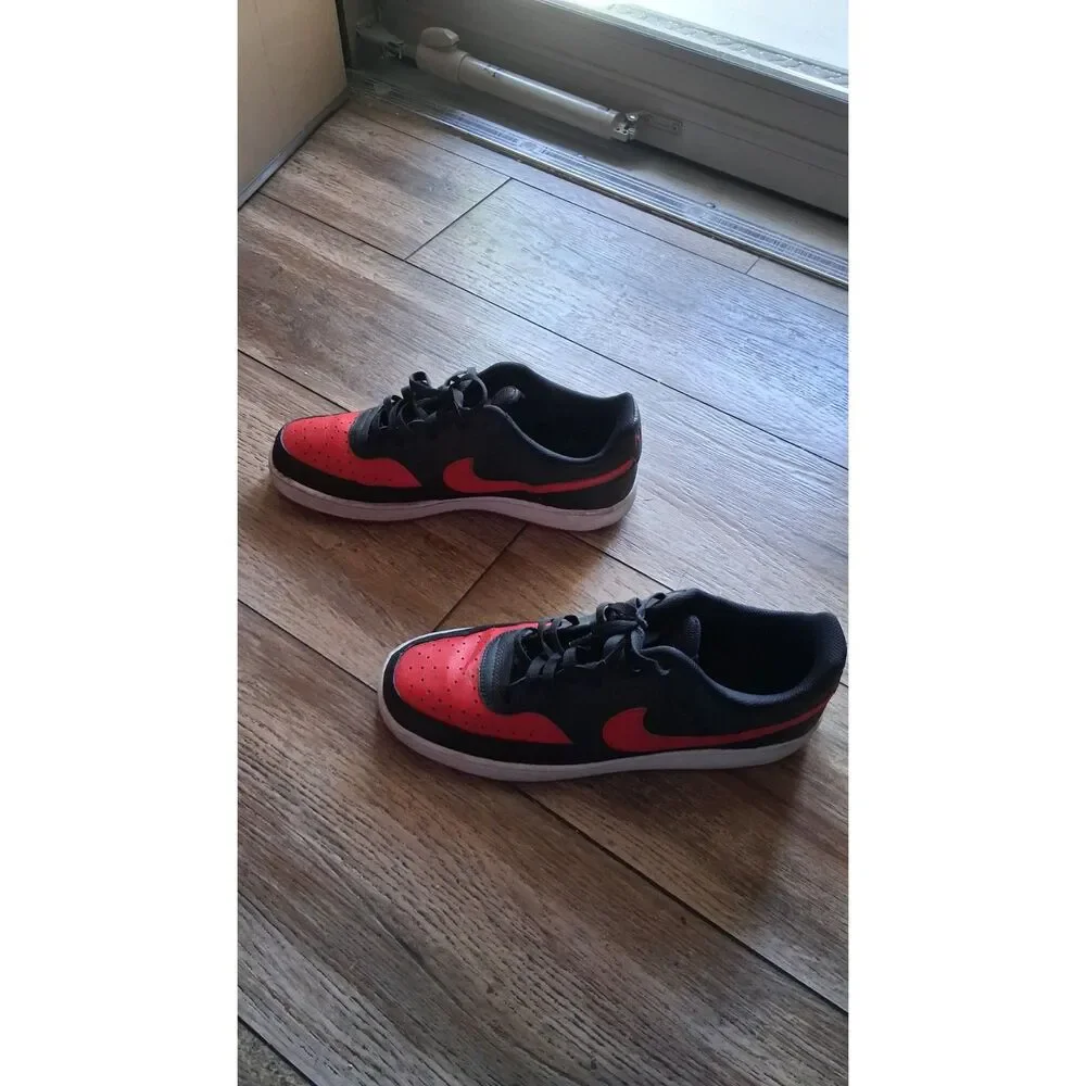 Nike Court Vision Low Black Red White Men’s Size 11 Sneakers FJ0685-010